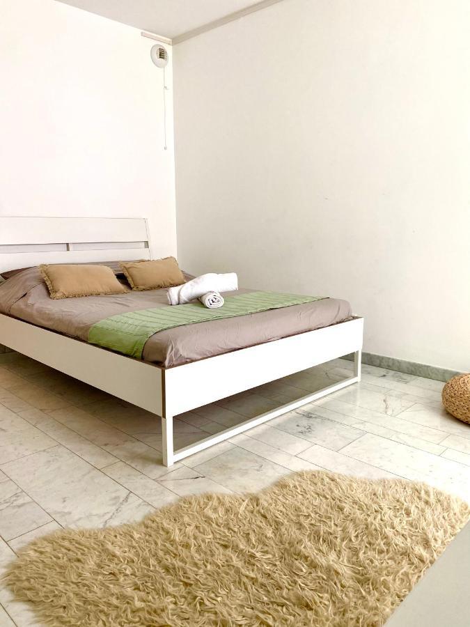 Charmant Studio Climatise Centre Menton Parking Gratuit المظهر الخارجي الصورة